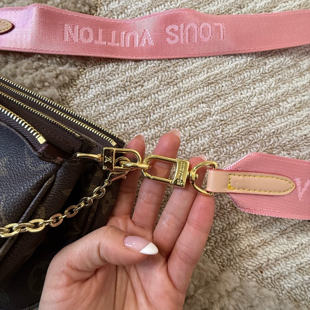 Cross Body - Picture 9 of 15